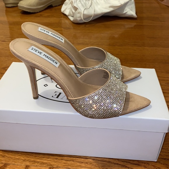 Rhinestone Pointed Toe Heel Steve Madden - Picture 2 of 4